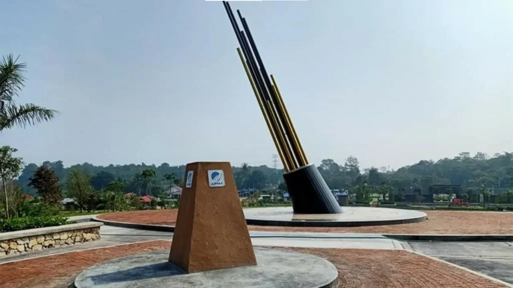Monumen Titik Tengah Semenanjung Malaysia