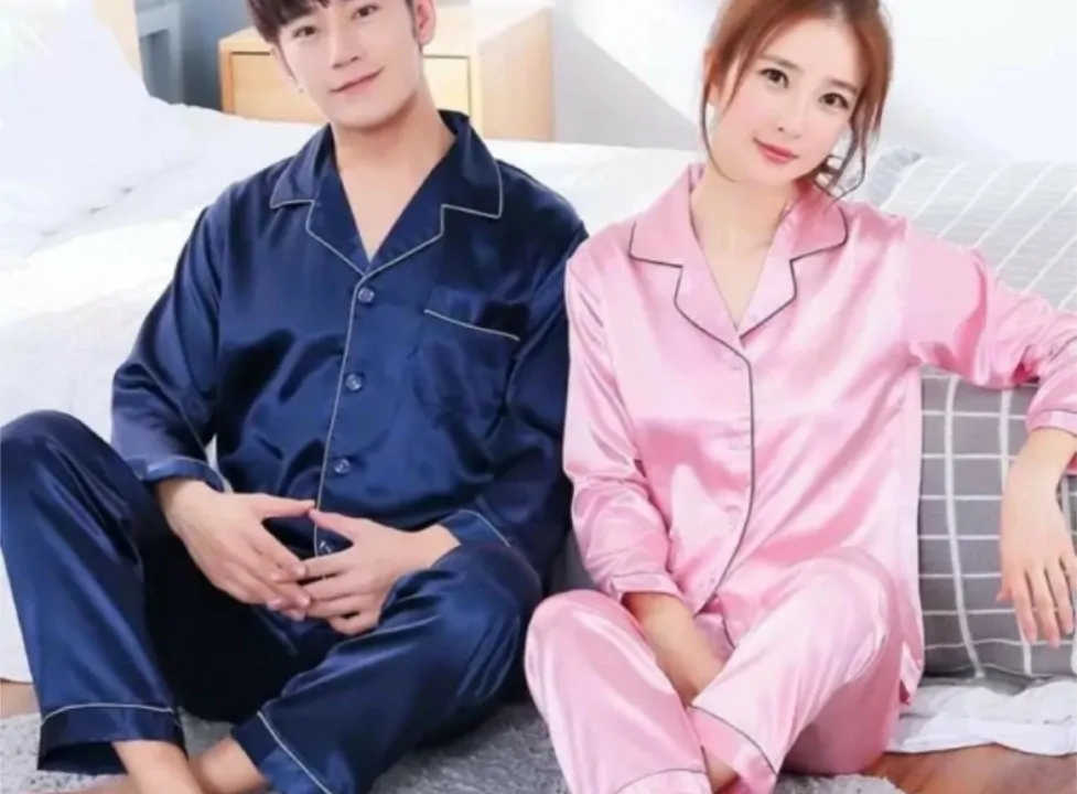 Pyjamas couple