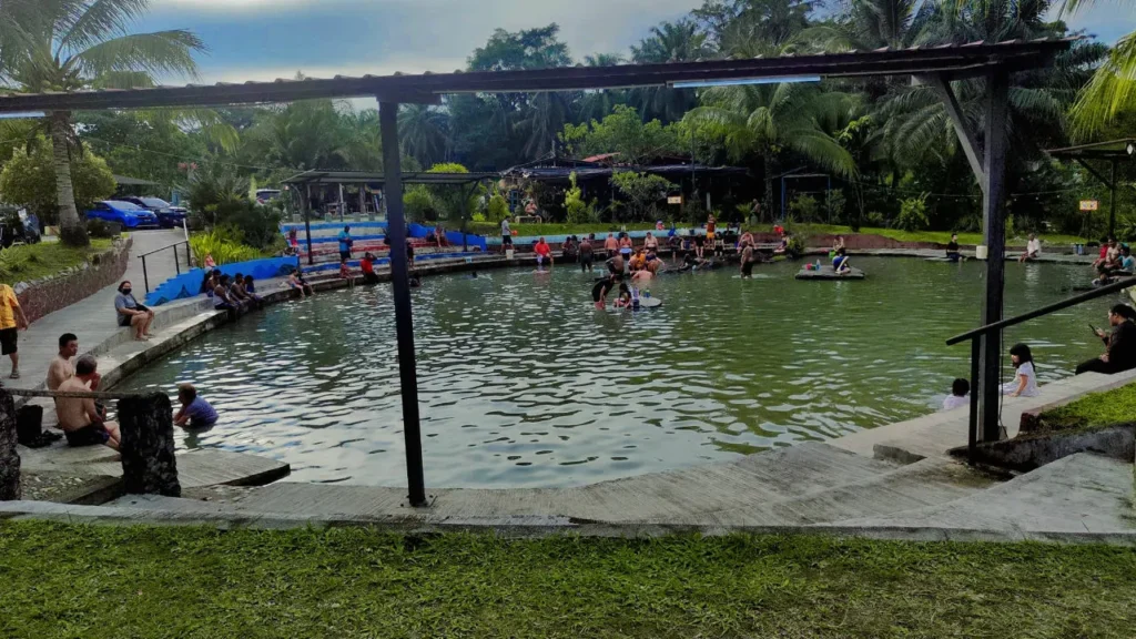 Sungai Lalang Hot Spring