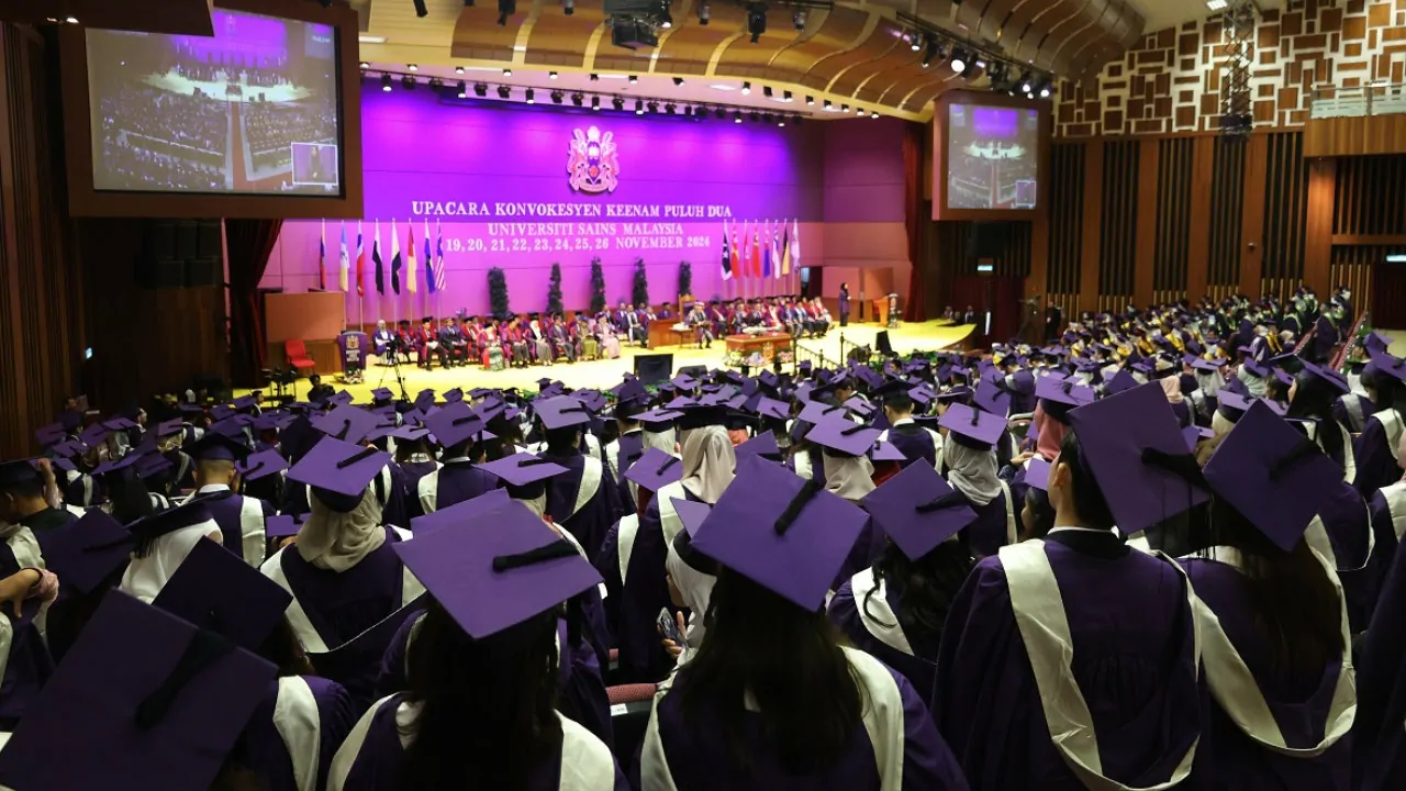 tarikh konvokesyen semua universiti awam