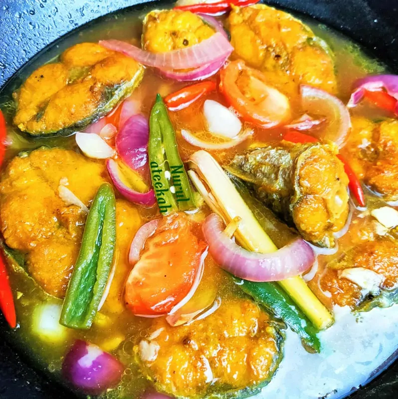 Ikan Tenggiri Masak Asam