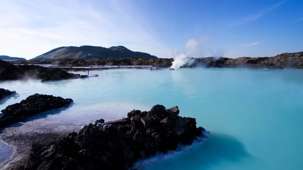 kolam blue lagoon
